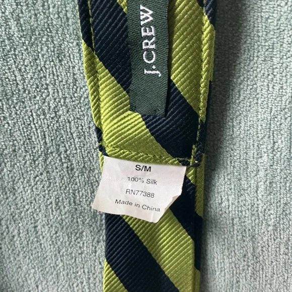 J.Crew Silk Tie Belt with Green and Navy Diagonal Stripes Size S/M - Picture 2 of 2
